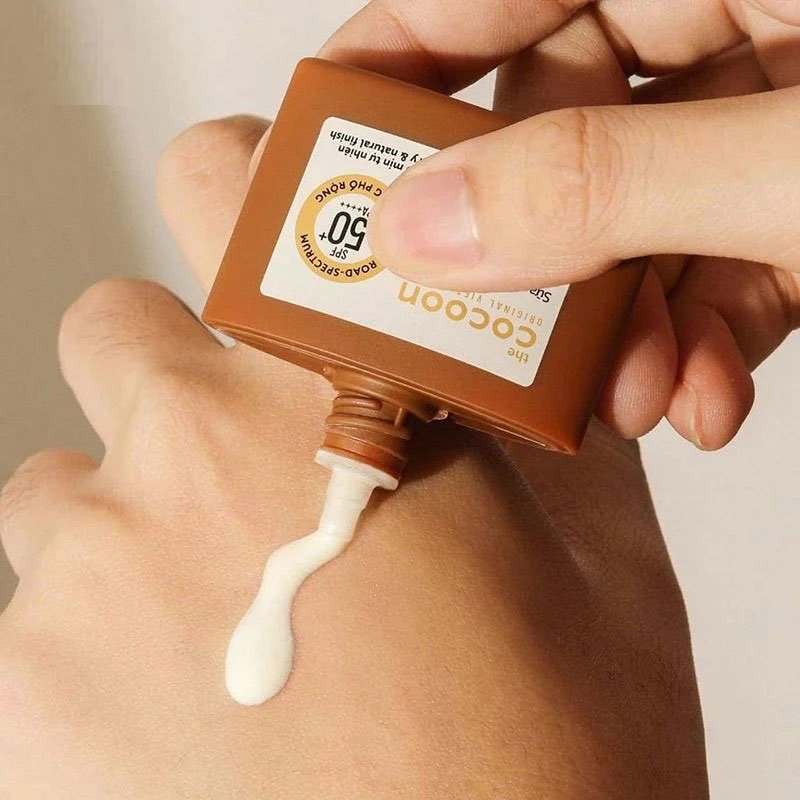 Combo Cocoon Nước Tẩy Trang Bí Đao 140ml + Sữa Chống Nắng Bí Đao 15ml 03