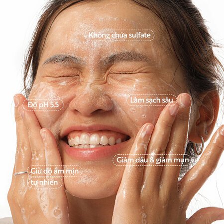 Gel Rửa Mặt Cocoon Bí Đao Giúp Giảm Dầu & Mụn 140ml 04