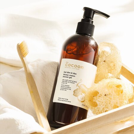 Gel Tắm Bí Đao Cocoon Làm Giảm Mụn Lưng 310ml 05